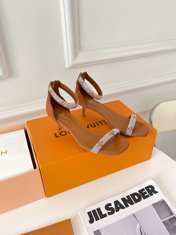 Louis Vuitton shoes Style 403 - front view, elevated everyday design