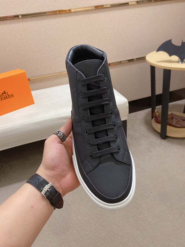 Hermes shoes Style 215 - sole and craftsmanship detail