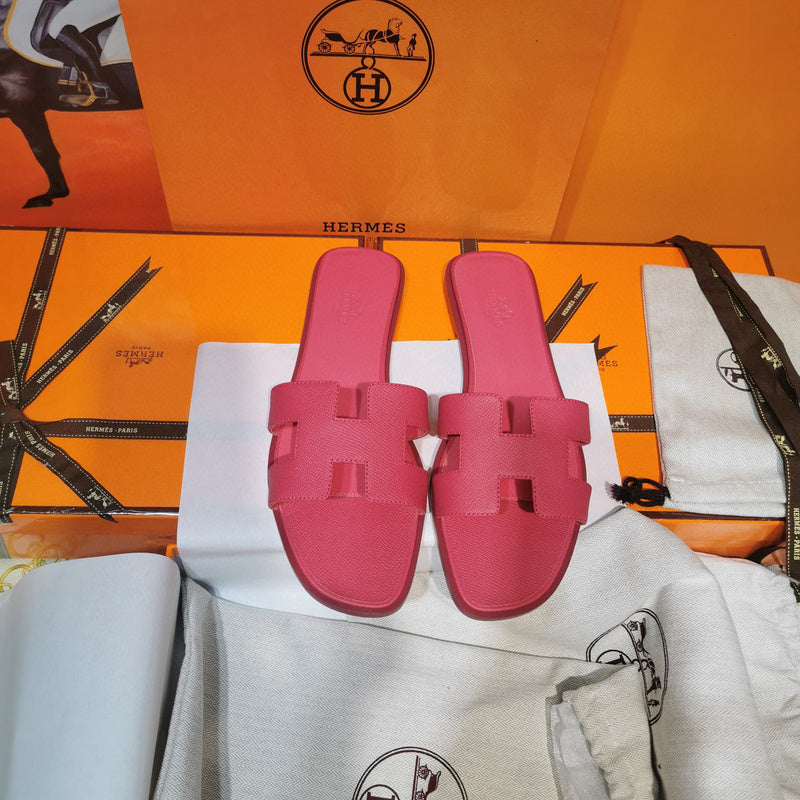Hermes sandals Style 102 - angled studio shot