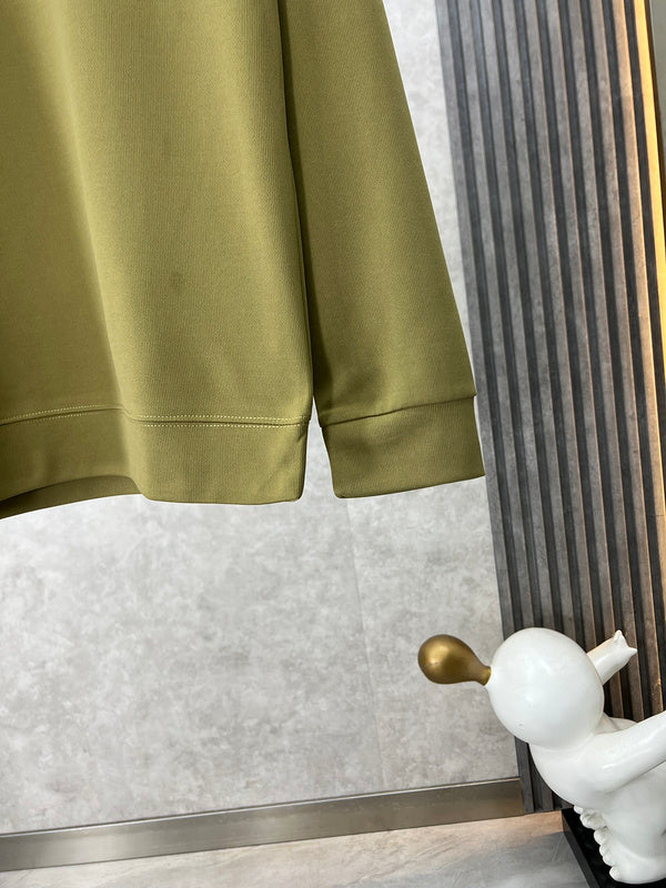 Styling view of Balmain luxury piece style No.044