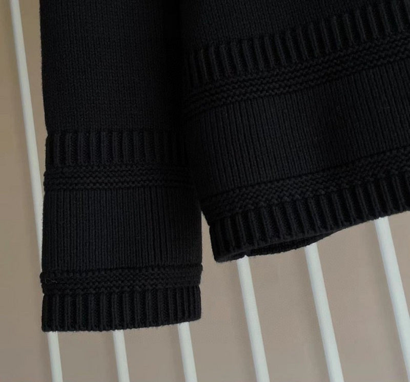 Styling view of Givenchy luxury piece style No.204