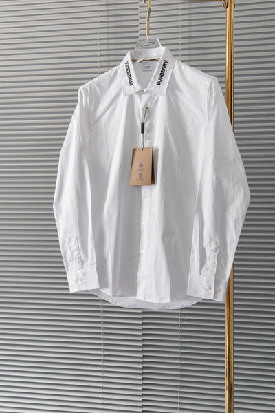 Front view of Burberry luxury piece style No.041
