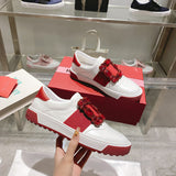 Full silhouette view of Roger Vivier luxury piece style No.047