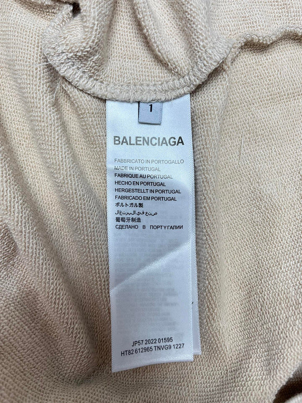 Side profile view of Balenciaga luxury piece style No.091