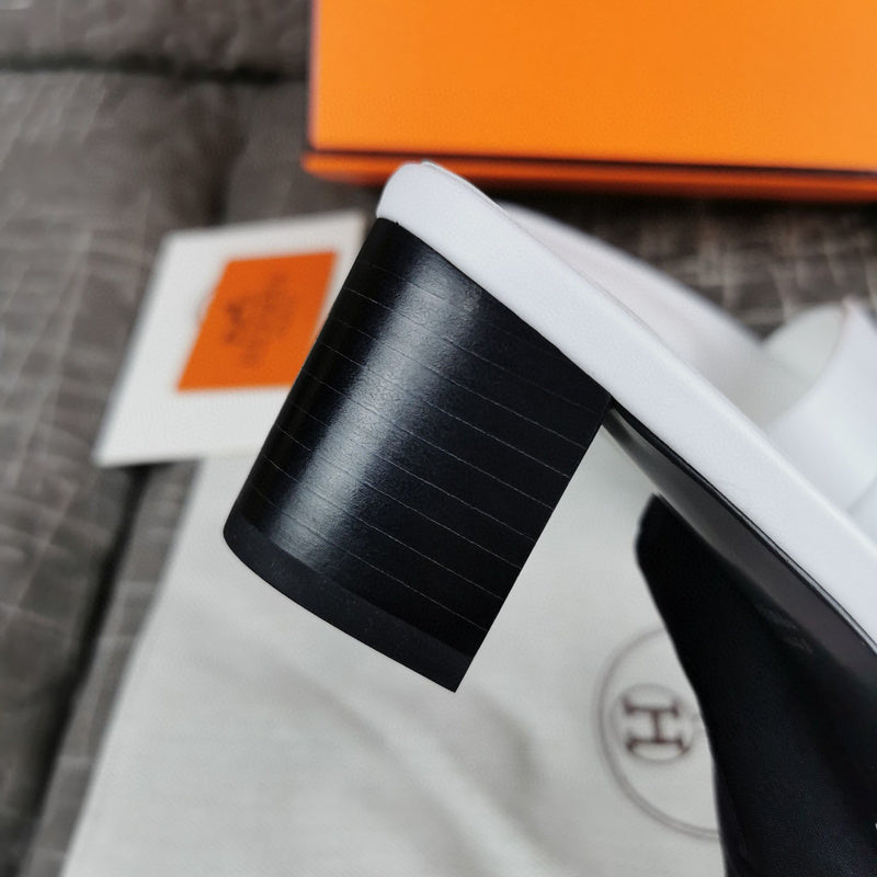 Hermes sandals Style 166 - logo and branding close-up