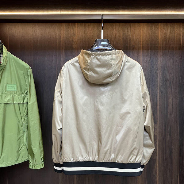 Three-quarter angle view of Burberry luxury piece style No.385