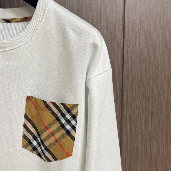 Three-quarter angle view of Burberry luxury piece style No.452