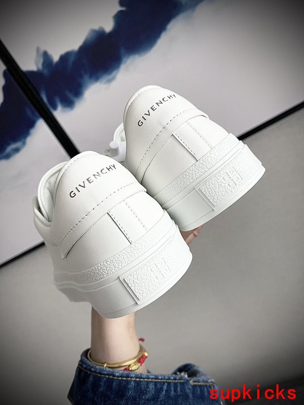 Givenchy shoes Style 019 - back heel detail