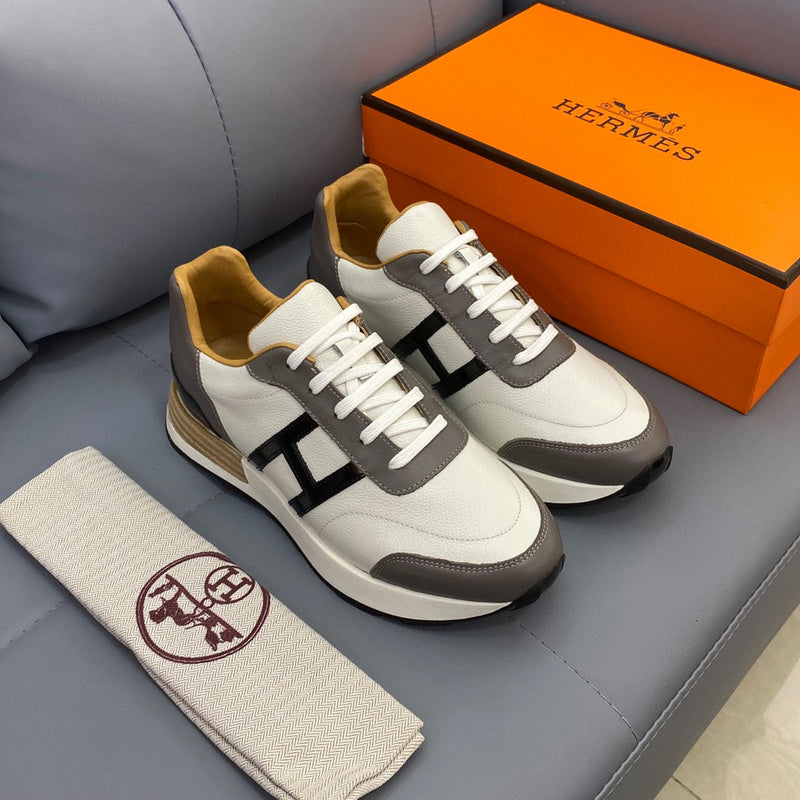 Hermès Tan Slingback Heels - Back View