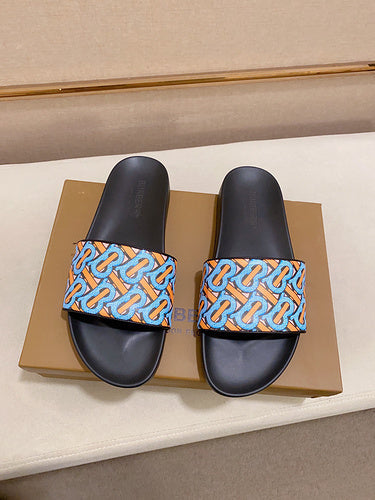 Burberry shoes Style 001 - logo and branding close-up