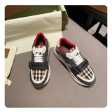 Burberry shoes Style 061 - sole and craftsmanship detail