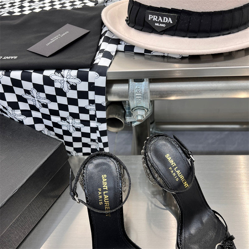 Three-quarter angle view of Saint Laurent luxury piece style No.100