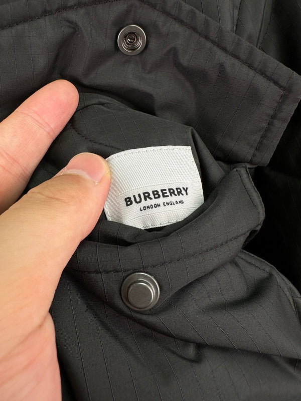 Front view of Burberry luxury piece style No.389