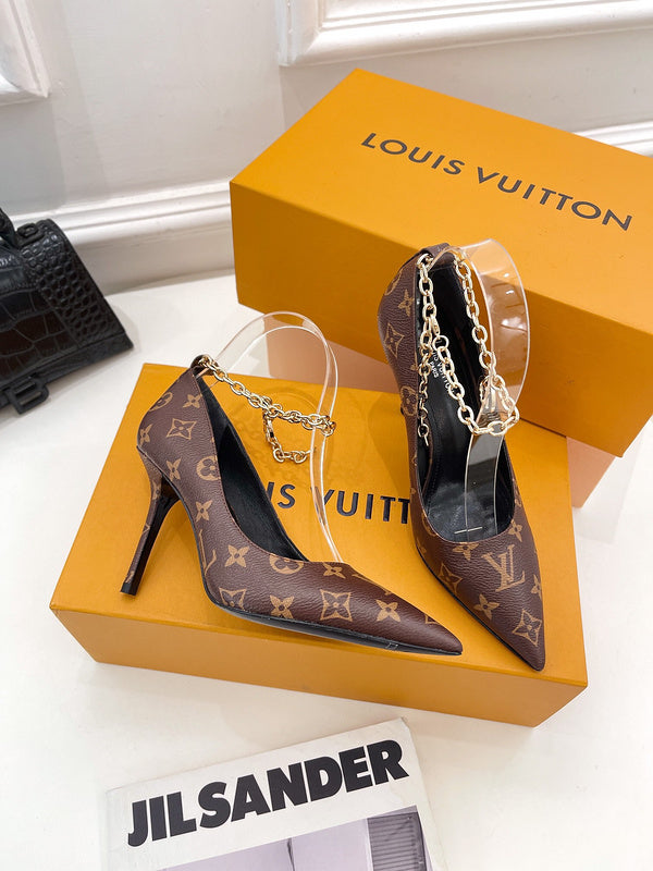 Louis Vuitton shoes Style 414 - side profile detail (alternate angle)