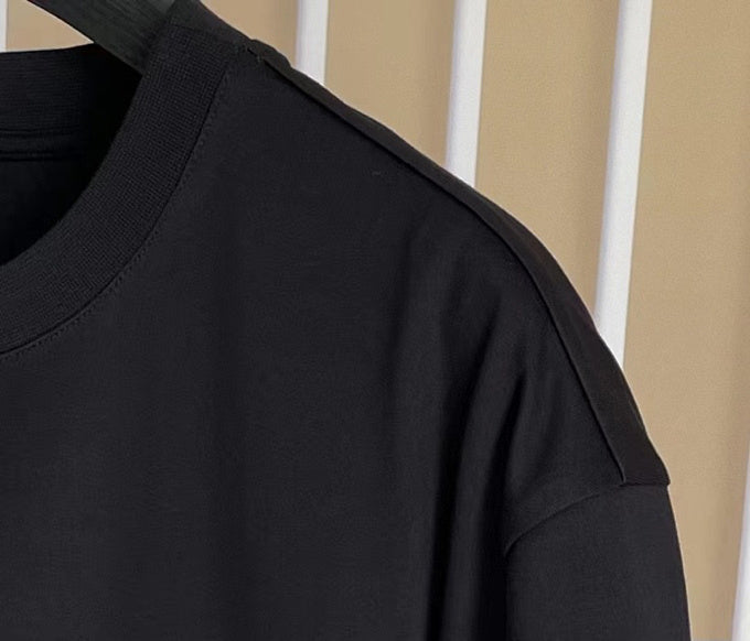 Full silhouette view of Givenchy luxury piece style No.165