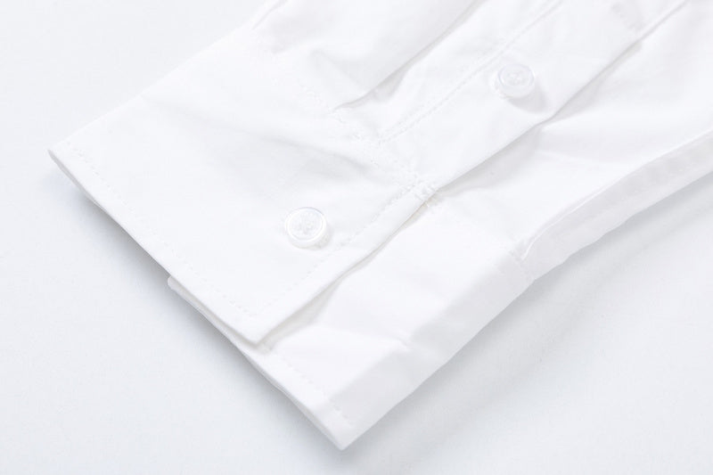 Front view of Burberry luxury piece style No.034