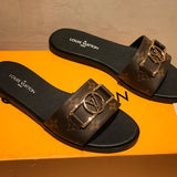 Side profile view of Louis Vuitton luxury piece style No.079