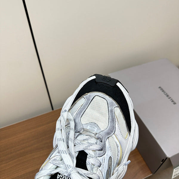 Balenciaga shoes Style 022 - sole and craftsmanship detail