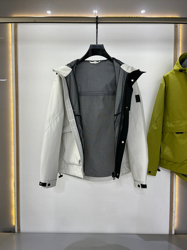 Front view of Burberry luxury piece style No.515