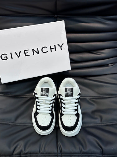 Givenchy shoes Style 181 - texture and material detail