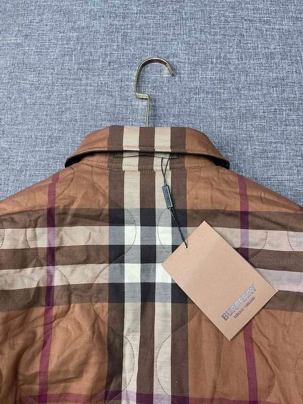 Side profile view of Burberry luxury piece style No.475
