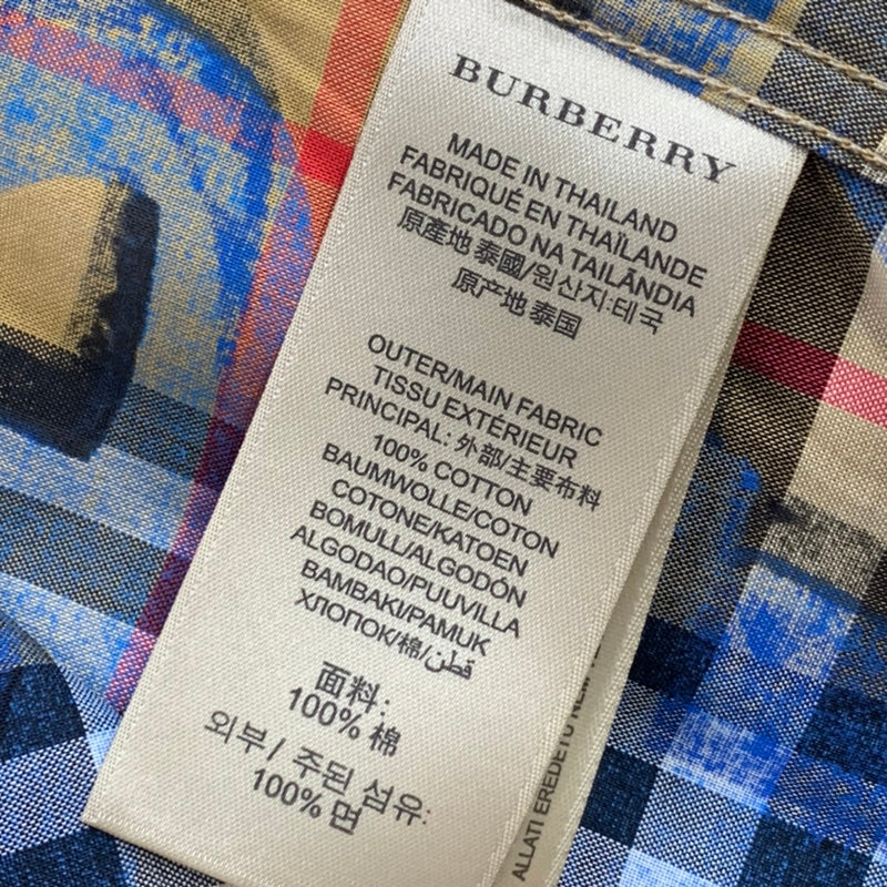 Styling view of Burberry luxury piece style No.009