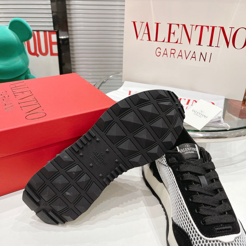 Side profile view of Valentino Garavani luxury piece style No.218