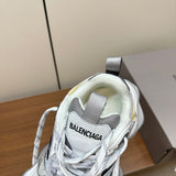 Balenciaga White Bow-Detail Flats - Close-Up Texture View