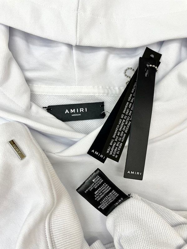 Full silhouette view of Amiri luxury piece style No.044