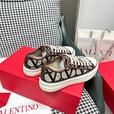 Three-quarter angle view of Valentino Garavani luxury piece style No.186
