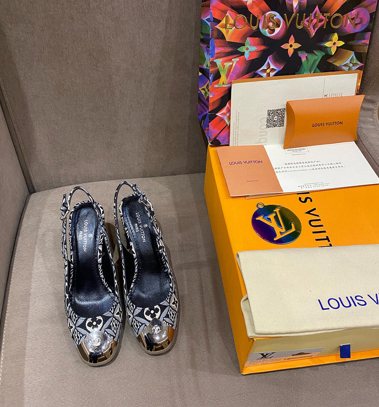 Louis Vuitton shoes Style 200 - side profile detail