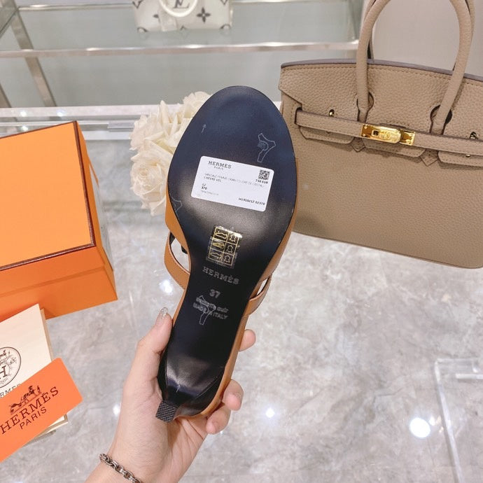 Hermes shoes Style 368 - interior and comfort detail