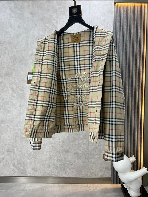 Front view of Burberry luxury piece style No.541