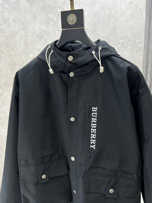 Texture and finish detail of Burberry luxury piece style No.419