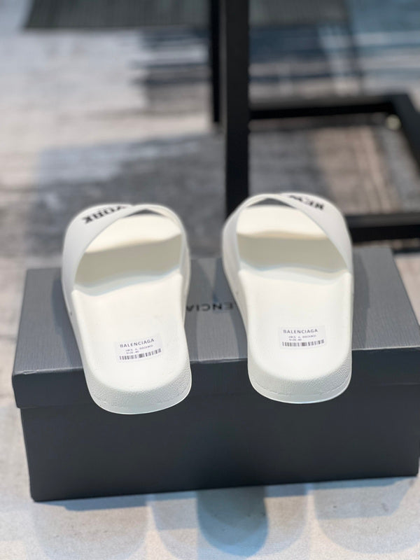 Balenciaga sandals Style 018 - logo and branding close-up