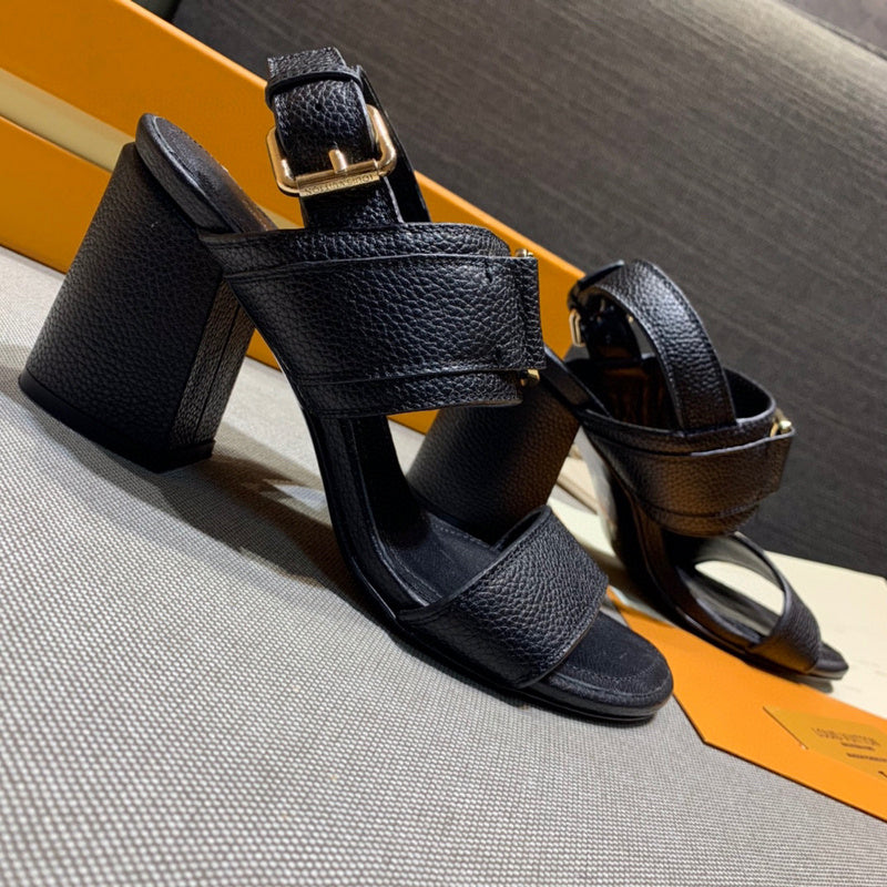 Louis Vuitton shoes front view designer style