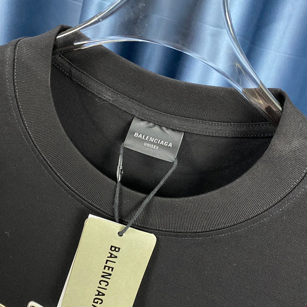 Three-quarter angle view of Balenciaga luxury piece style No.133