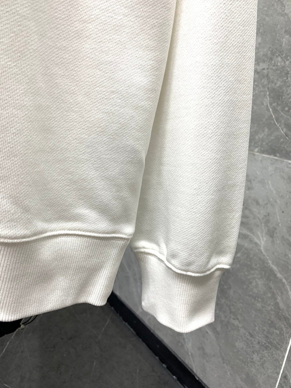 Texture and finish detail of Balenciaga luxury piece style No.544