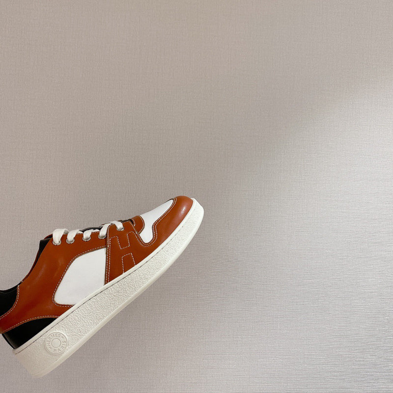 Hermes shoes Style 251 - back heel detail