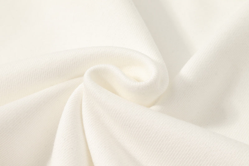 Front view of Burberry luxury piece style No.049