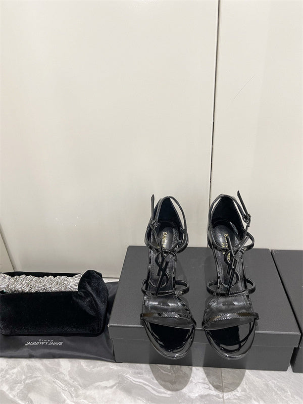 Front view of Saint Laurent luxury piece style No.089