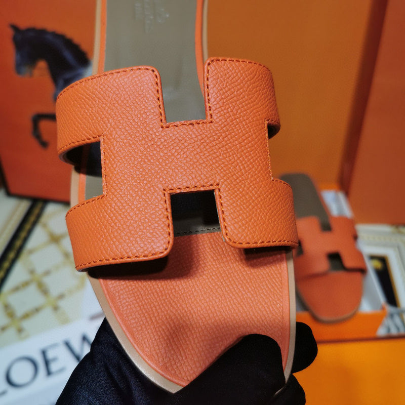 Hermes sandals Style 086 - back heel detail