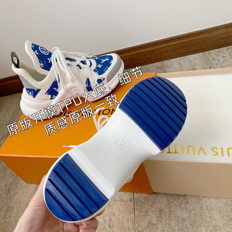 Louis Vuitton shoes Style 375 - full pair display