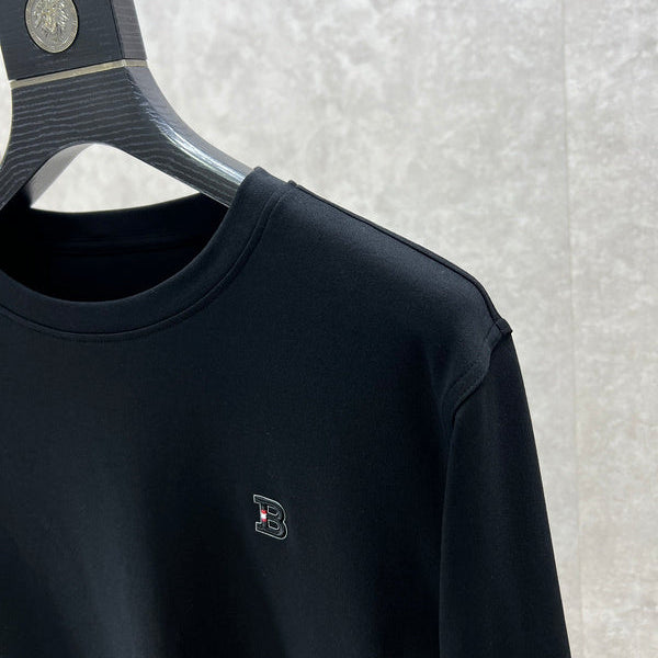Three-quarter angle view of Burberry luxury piece style No.522