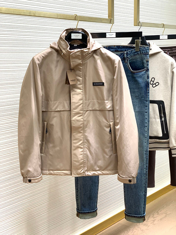 Front view of Burberry luxury piece style No.472