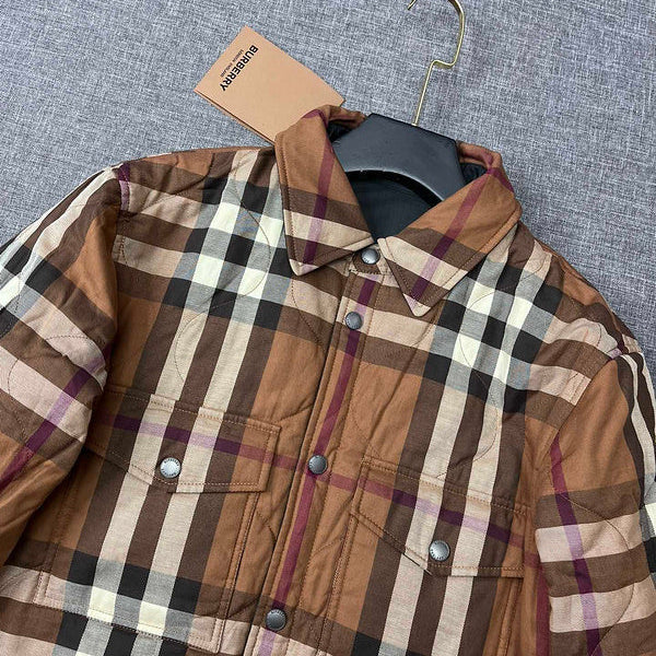 Back view of Burberry luxury piece style No.475