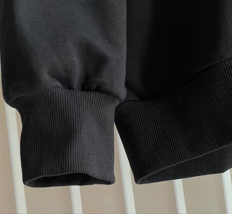 Styling view of Givenchy luxury piece style No.198
