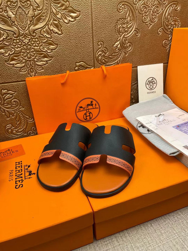 Hermes shoes Style 027 - sole and craftsmanship detail