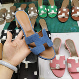 Hermes sandals Style 003 - top view showing design