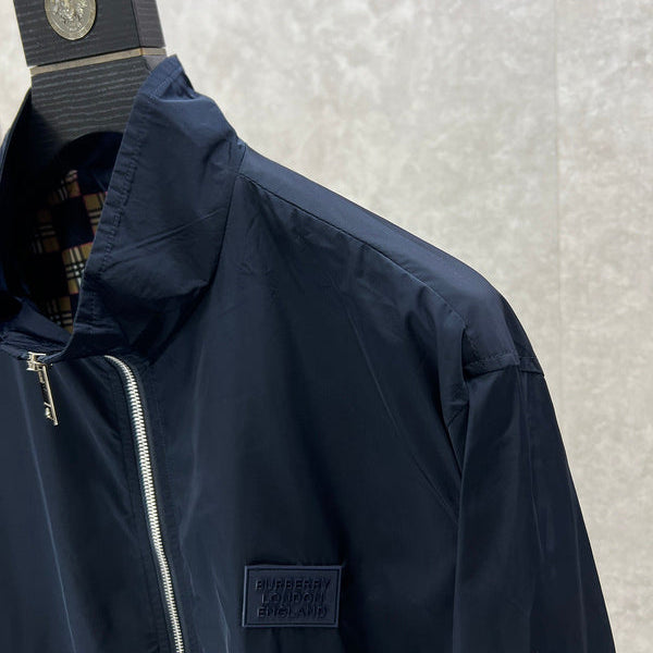 Three-quarter angle view of Burberry luxury piece style No.407